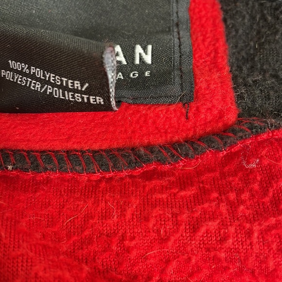 Urban Heritage Canada Onesie - Small - Picture 4 of 5